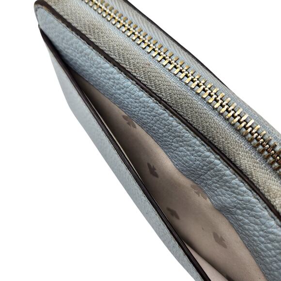 Kate Spade New York Zip-Around Leather Wallet – Light Blue Preowned with Flaws - Picture 4 of 8